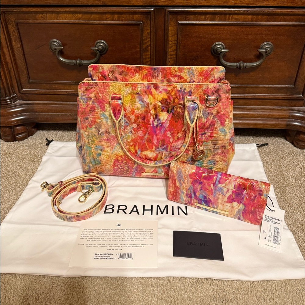 NWT Brahmin Small Finley Happy Hour Melbourne and Ady Wallet